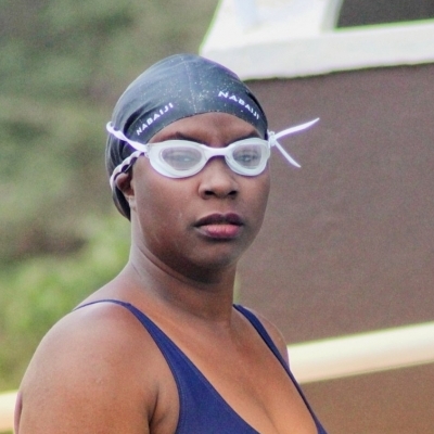 Linda changed her profile picture